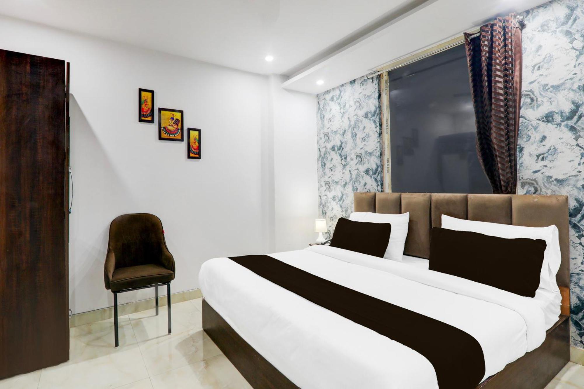 Super Townhouse Shaheed Path Near Ambedkar University Formerly Kings Paradise Bijnaur 외부 사진