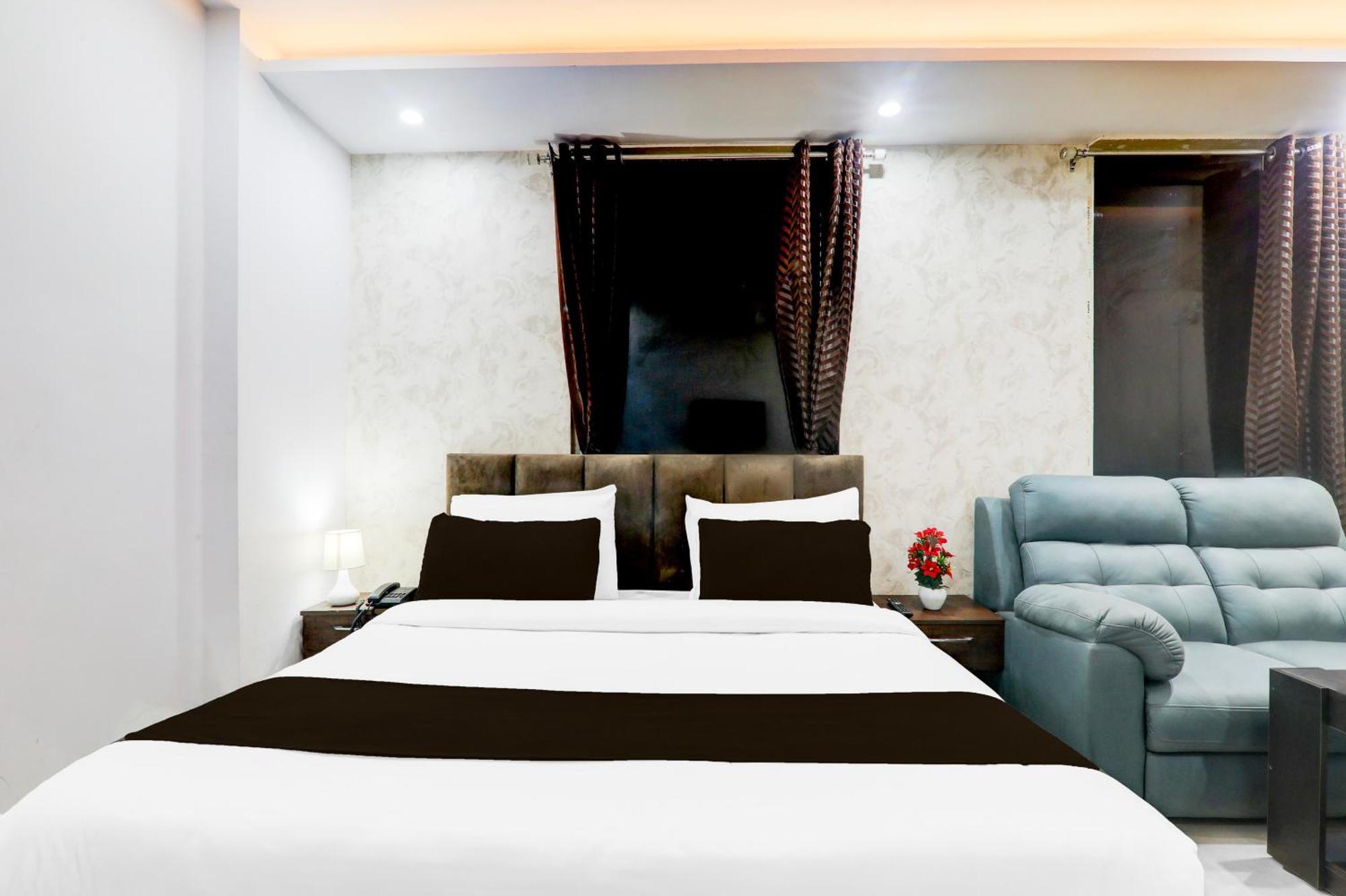 Super Townhouse Shaheed Path Near Ambedkar University Formerly Kings Paradise Bijnaur 외부 사진